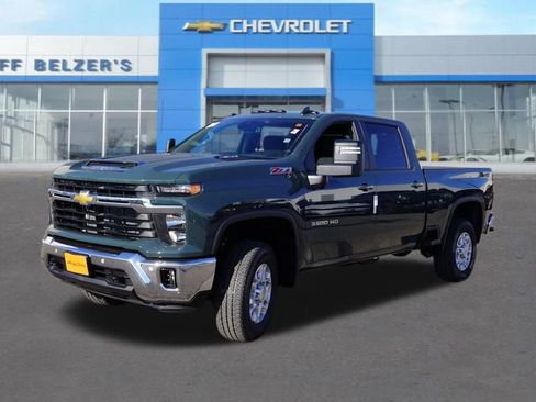 New 2026 Chevrolet Silverado 3500 LT w/ All Star Edition image 7
