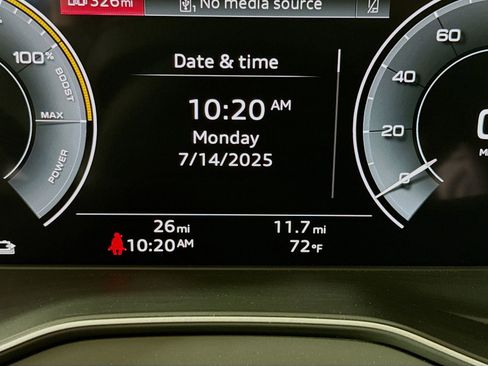 New 2024 Audi Q5 e Premium image 12