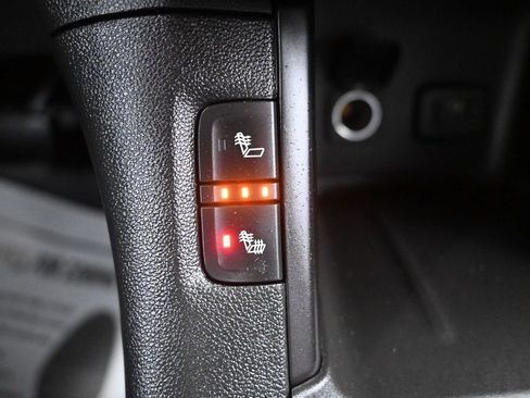 Used 2018 GMC Acadia SLT image 23