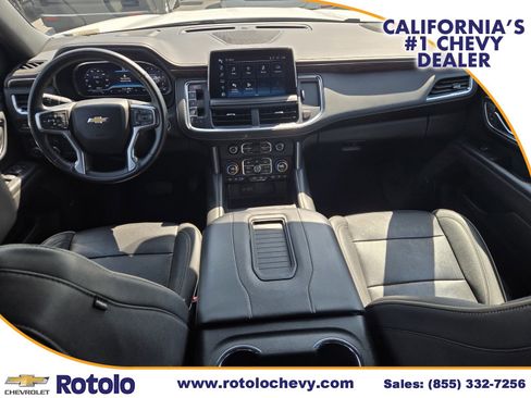 Used 2023 Chevrolet Suburban Premier image 18