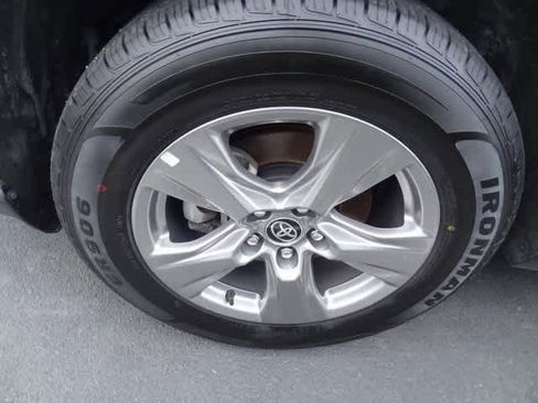 Used 2023 Toyota RAV4 XLE image 26