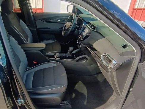 Used 2023 Chevrolet TrailBlazer LT w/ Convenience Package image 12