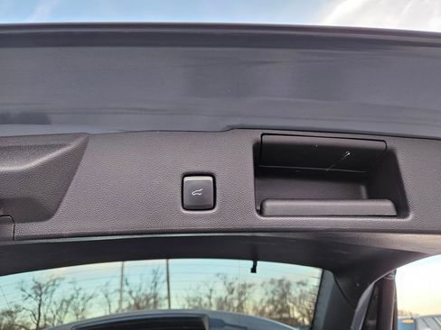 Used 2024 Ford Escape Platinum image 30