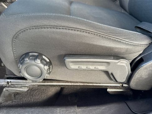 Used 2020 Jeep Wrangler Unlimited Sport image 18