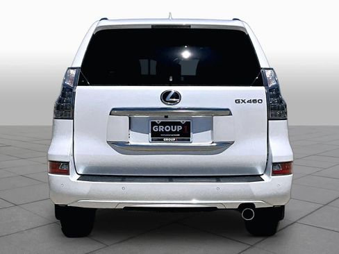 Used 2023 Lexus GX 460 Premium w/ Premium Package AWD/4WD image 5
