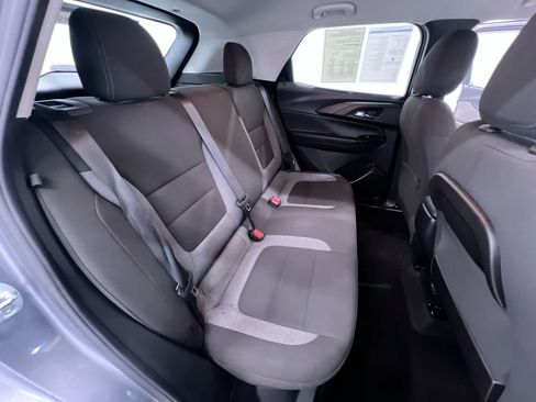 Used 2021 Chevrolet TrailBlazer LS FWD image 37