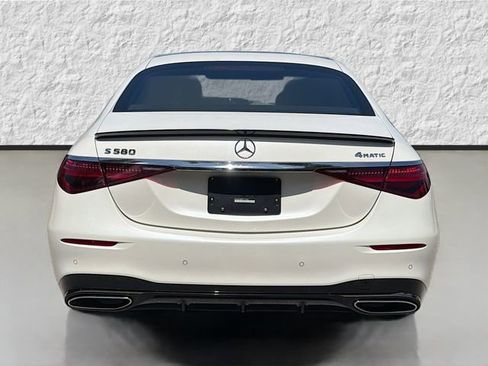 Used 2023 Mercedes-Benz S 580 4MATIC Sedan image 4