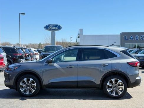 Used 2024 Ford Escape Platinum image 42