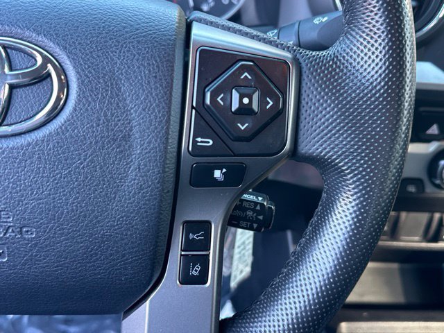 Used 2020 Toyota Tacoma SR5 w/ Technology Package AWD/4WD image 8