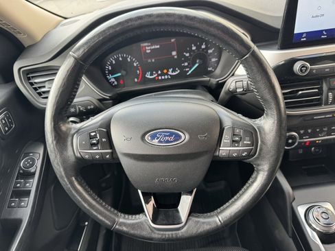Certified 2020 Ford Escape SEL image 14