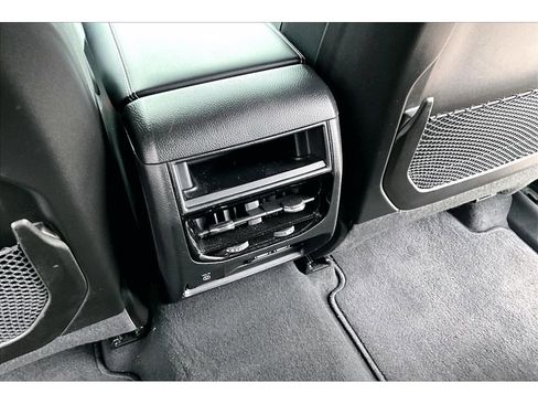 Used 2024 Jeep Grand Cherokee Altitude image 31