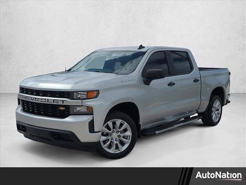 Used 2022 Chevrolet Silverado 1500 Custom image 1