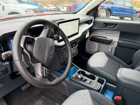 New 2025 Ford Maverick XLT w/ XLT Luxury Package image 8