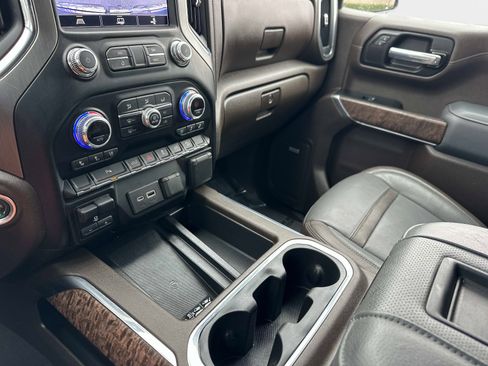 Used 2022 GMC Sierra 1500 Denali image 29