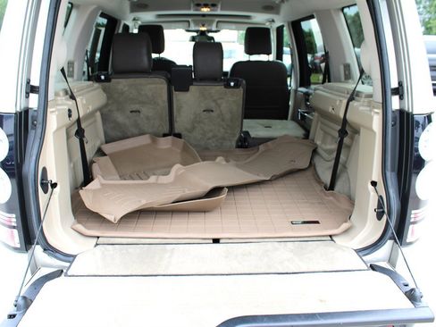 Used 2015 Land Rover LR4 HSE LUX image 43