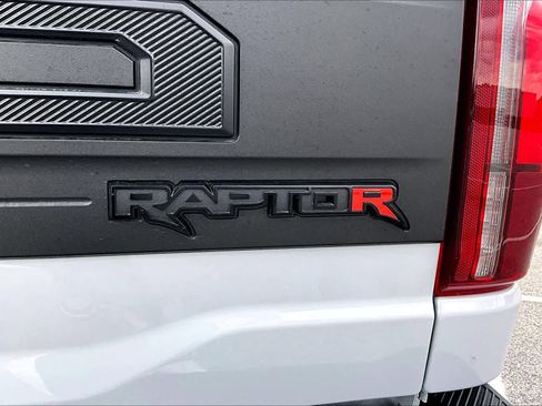 Used 2025 Ford F150 Raptor w/ Equipment Group 803A Raptor R AWD/4WD image 31