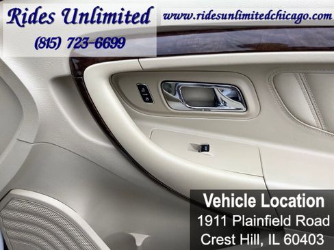 Used 2013 Ford Taurus Limited image 29