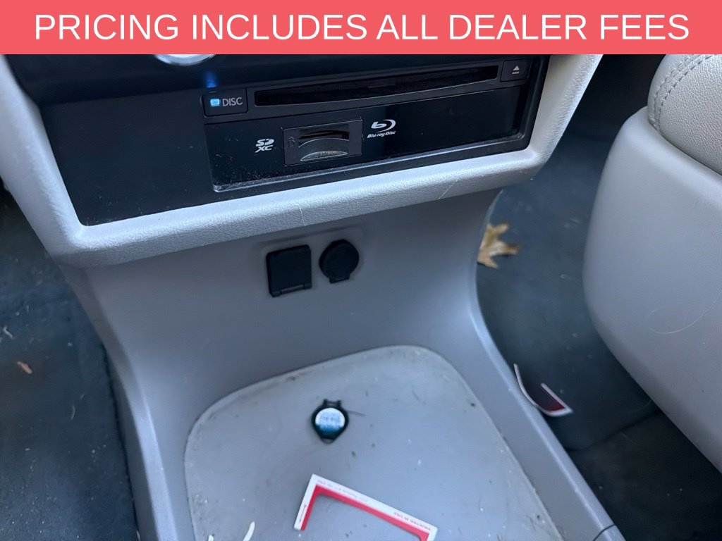 Used 2016 Toyota Sienna XLE Premium FWD image 16