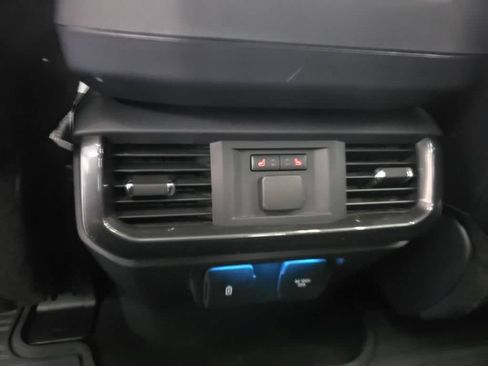 Used 2021 Ford F150 Lariat w/ Equipment Group 502A High AWD/4WD image 20