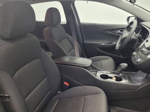 Used 2023 Chevrolet Malibu LS image 21