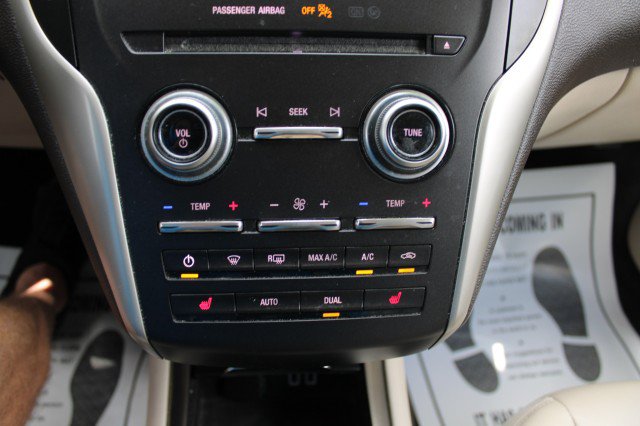 Used 2018 Lincoln MKC Premiere FWD image 32