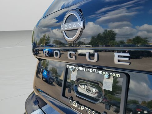 Certified 2026 Nissan Rogue SV w/ Cold Weather Package FWD image 34