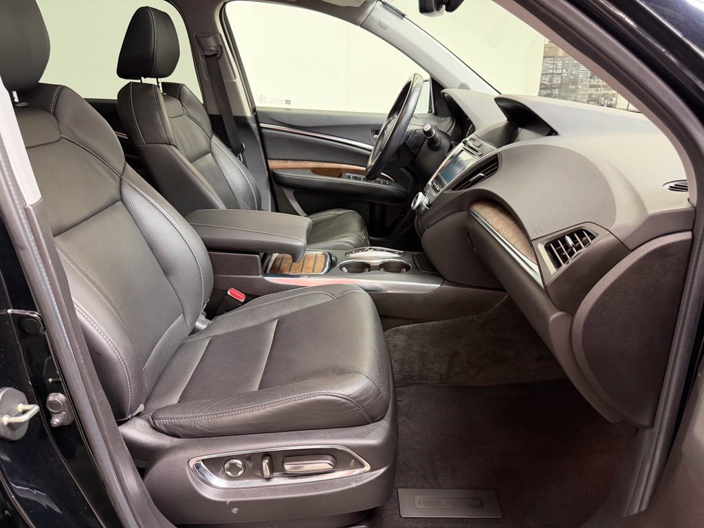 Used 2020 Acura MDX w/ Technology Package AWD/4WD image 9