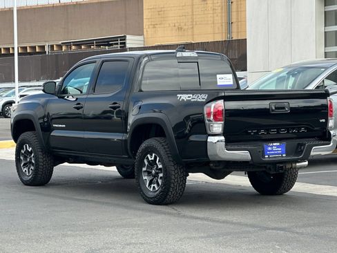 Used 2023 Toyota Tacoma TRD Off-Road AWD/4WD image 5