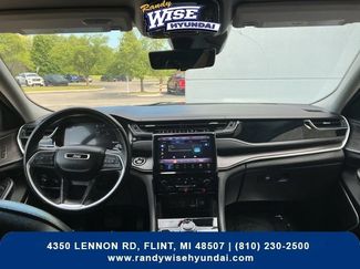 Used 2022 Jeep Grand Cherokee L Limited w/ Luxury Tech Group II AWD/4WD video 2