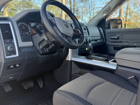 Used 2011 RAM 1500 Big Horn image 9