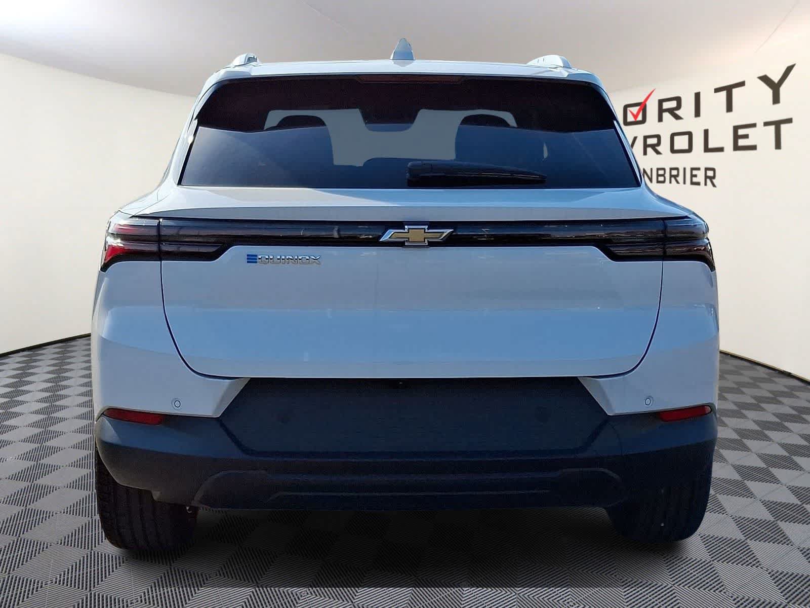 New 2026 Chevrolet Equinox EV LT FWD image 5