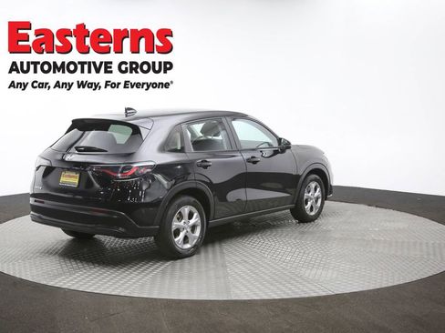 Used 2023 Honda HR-V LX image 40