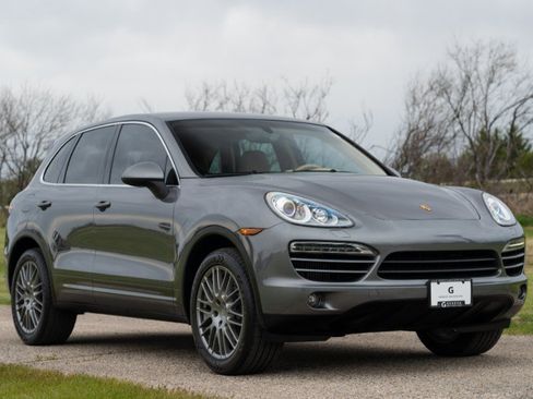Used 2013 Porsche Cayenne Diesel AWD/4WD image 17