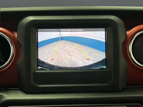 Used 2021 Jeep Wrangler Unlimited Rubicon image 8