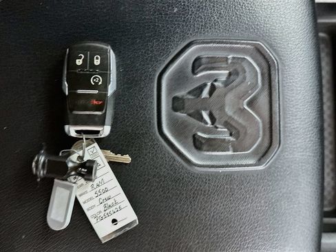 Used 2023 RAM 5500 Laramie AWD/4WD image 34