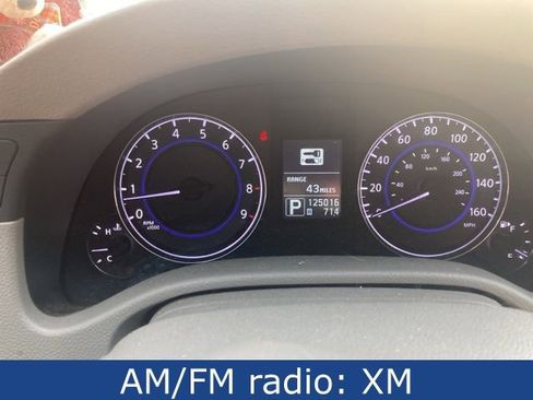 Used 2011 INFINITI G25 Base image 10