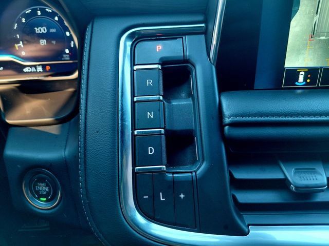Used 2022 Chevrolet Tahoe Z71 w/ Z71 Off-Road Package AWD/4WD image 26