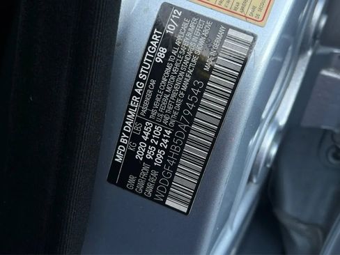 Used 2013 Mercedes-Benz C 250 Sedan image 60
