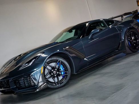 Used 2019 Chevrolet Corvette ZR1 image 75