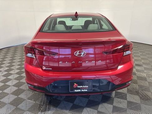 Used 2019 Hyundai Elantra Value Edition FWD image 5