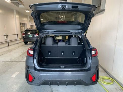 Used 2024 Subaru Crosstrek 2.0i Premium image 7