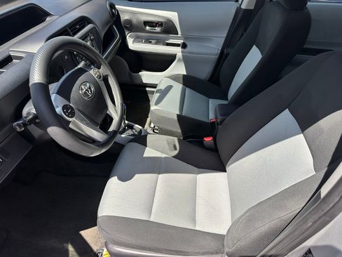 Used 2014 Toyota Prius C Two FWD image 5