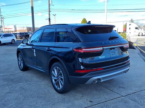 New 2026 Lincoln Corsair Premiere image 5