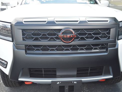 Used 2026 Nissan Frontier PRO-4X w/ Tow Package AWD/4WD image 4