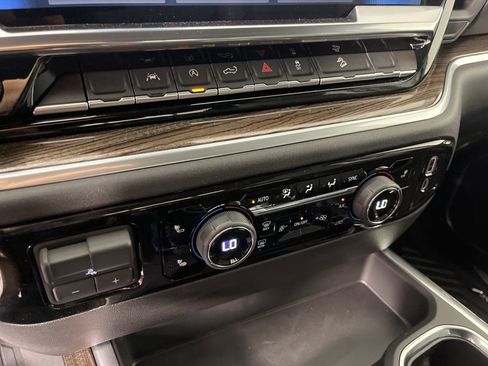 New 2026 Chevrolet Silverado 1500 RST AWD/4WD image 31
