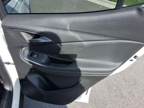 Used 2022 Buick Encore GX Preferred image 24