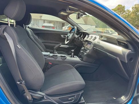 Used 2019 Ford Mustang GT image 27