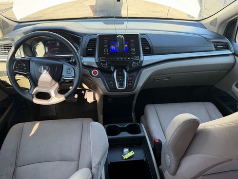 Used 2019 Honda Odyssey LX image 17