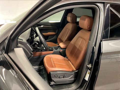 Used 2023 Audi Q5 2.0T Premium Plus w/ Premium Plus Package AWD/4WD image 25