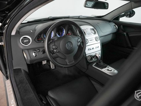 Used 2006 Mercedes-Benz SLR image 24